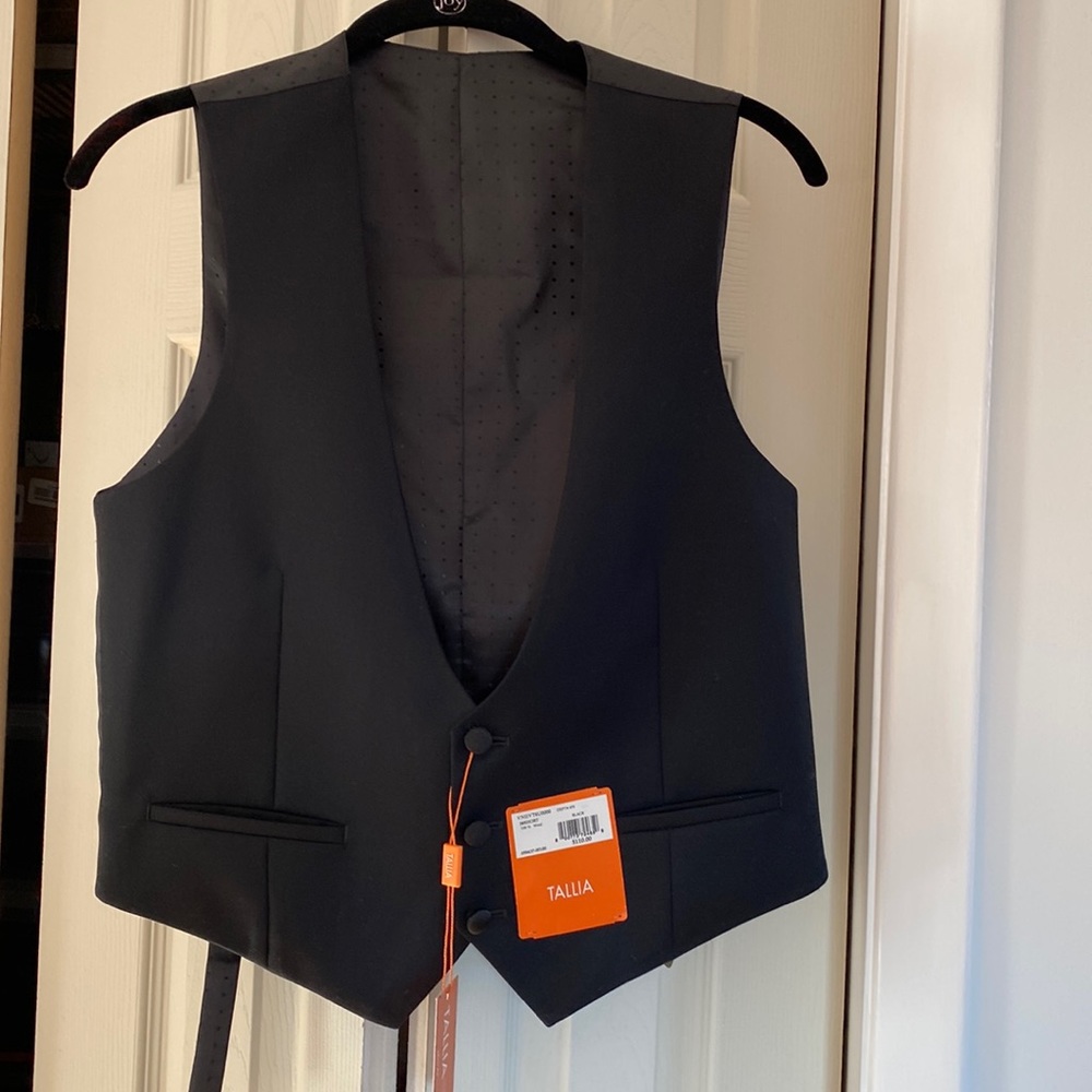 Men’s TALLIA Black Wool Vest Covered Buttons NWT Orig $110 38 Short